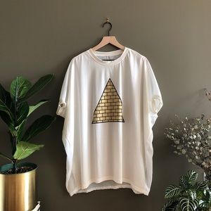 Oversized Gold Pyramid White Tee